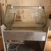Vetrina gelati e vetrina calda