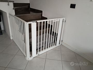 Cancellino ad angolo in legno per bambini