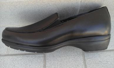 Scarpe tipo mocassino