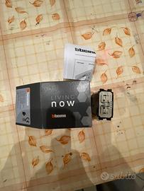 btcino living now derivatore connesso