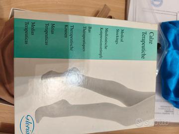 calze  terapeutiche speciali per le gambe 