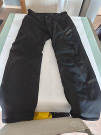 pantaloni moto dainese