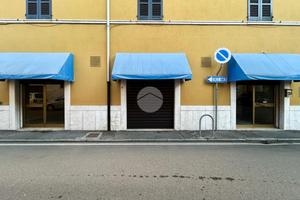 NEGOZIO A BAGNOLO MELLA