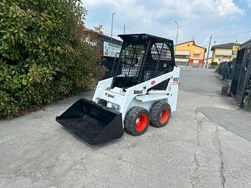 P174 - Minipala 13 q Bobcat 453 TARGATA
