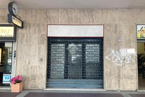 NEGOZIO A SESTRI LEVANTE