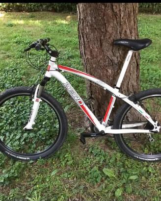 MOUNTAIN-BIKE MARCA ZERO-DAKAR TROP 3D RED BULL
