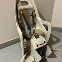 Seggiolino posteriore per bambino/a