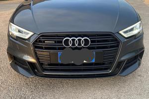 Audi a3 40 tfsi quattro Sline
