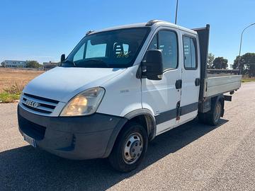 A76 IVECO 35C15 DOPPIA CABINA 7 POSTI MOTORE 3.000