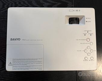 Videoproiettore Sanyo PLC-XW60