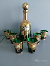Bottiglia e bicchieri in vetro Murano oro e smalto