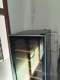 frigo vetrina per vino
