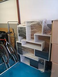 libreria con vani aperti bicolore