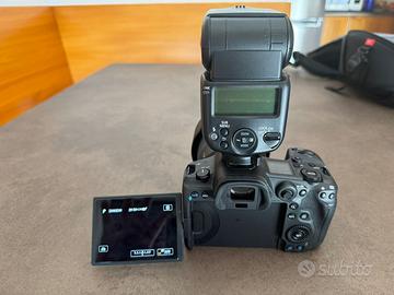 Fotocamera Canon R5 + kit completo di accessori.