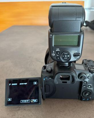 Fotocamera Canon R5 + kit completo di accessori.