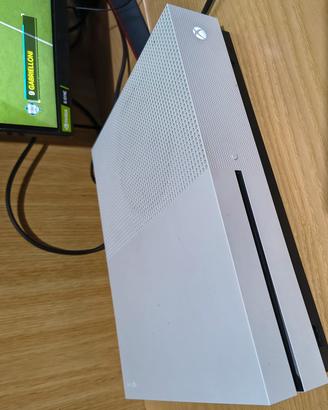 Xbox One S 1TB