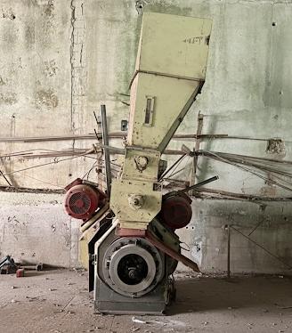 Pelletatrice o foraggio 110 kw piu inssacatrice