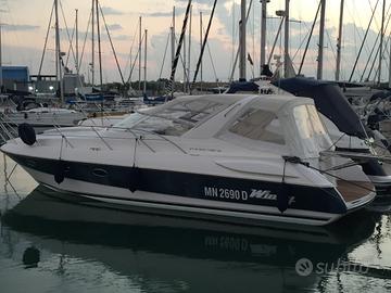 Windy 37 Grand Mistral Open, 2 x 300 Volvo Diesel
