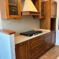 Cucina in legno massello