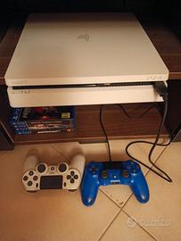 Sony PS4 slim bianca