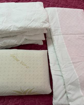 Cuscino antisoffoco-paracolpi lettino-piumino