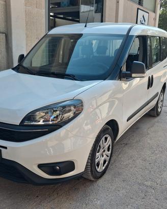 FIAT DOBLO' AUTOCARRO 5 POSTI PASSO LUNGO