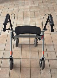 carrello per anziani
