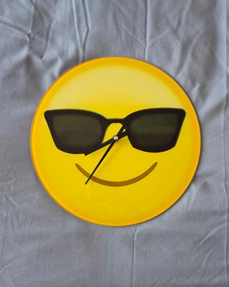 Orologio smile in vetro