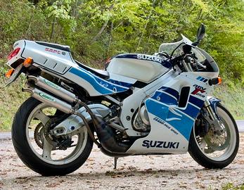 Suzuki Rgv 250