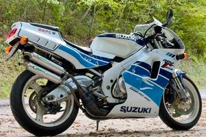 Suzuki Rgv 250
