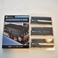 Memorie Corsair Dominator 3x1Gb DDR3 TR3X3G1600C8D