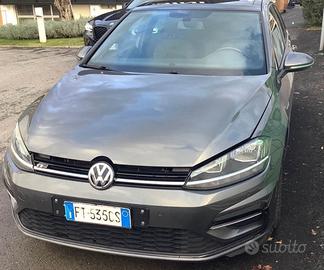 Volkswagen Golf 1.4 TSI CV 5p. Highline R LINE