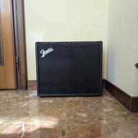 Fender Mustang GT100 -- Amplificatore con effetti