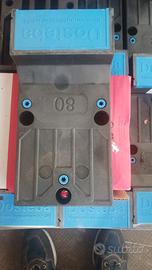 pezzi speciale per isolamento