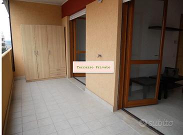 PORTA DI ROMA TRILOCALE ARREDATO Con TERRAZZO