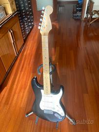 FENDER STRATOCASTER USA VINTAGE 1999
