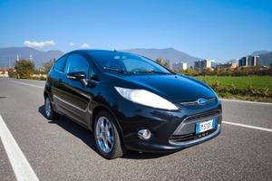 FORD FIESTA G.P.L – 2012- TITANIUM – OK NEOPATENTA