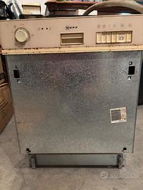 Lavastoviglie NEFF  – NON funzionante