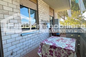 Salciaina: Trilocale con terrazza abitabile