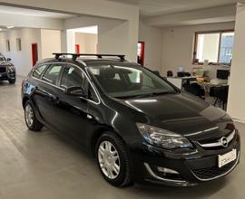 Opel Astra 1.7 CDTI 130CV Sports Tourer Cosmo