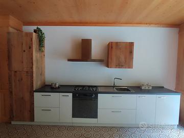 CUCINA NUOVA DA ESPOSIZIONE