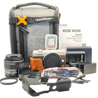 Canon M200 Gold kit - 3261 scatti - Perfetta