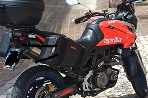 Moto Aprilia Pegaso stradale 650
