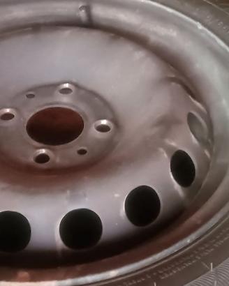 Gomme lancia Ypsilon o panda