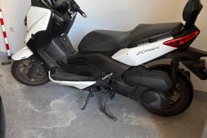 Yamaha X-Max 250 - 2014