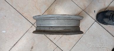 Cerchio maggiorato Vespa 