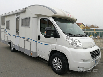 Camper semi integrale Adria S680 SP