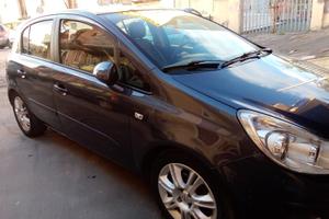 Opel Corsa(leggi)