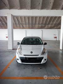 Renault Clio Yahoo Edition