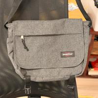 Eastpak Delegate Messenger 20 litri nera